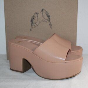 NWB Beek Ibis Beach Leather Platform Slip On Sandals 9